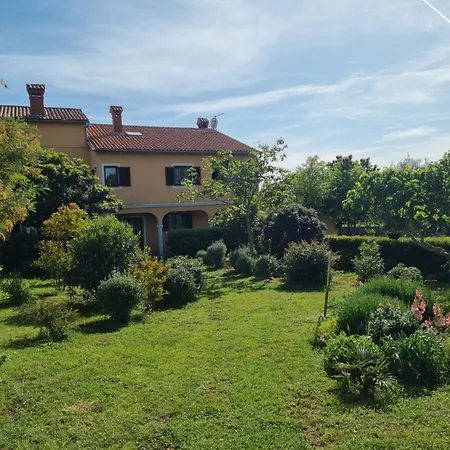 Mimi - Airport Appartement