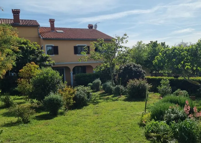 Mimi - Airport Daire